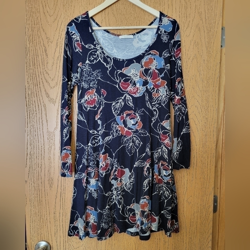 Lush navy blue floral long sleeve swing tunic dress S